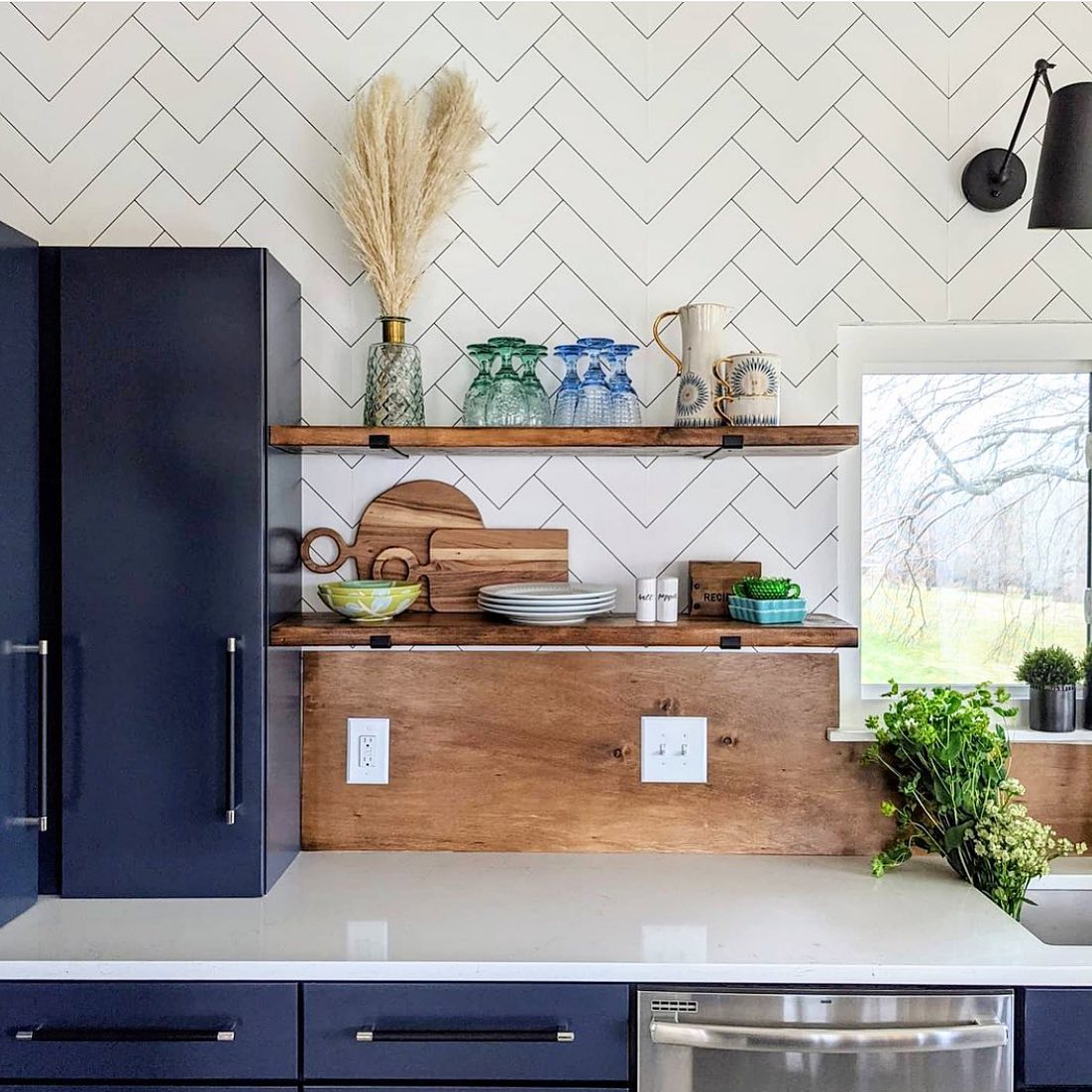 30 Trendy Kitchen Wallpaper Ideas for a Fresh New Look - Addicted To ...