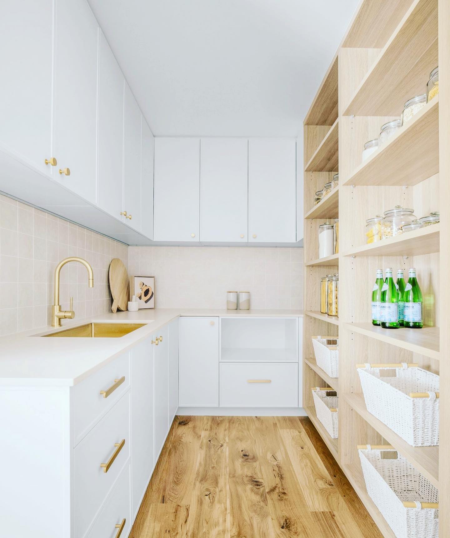 25 Inspiring Butler's Pantry Ideas for Every Style - Addicted To ...