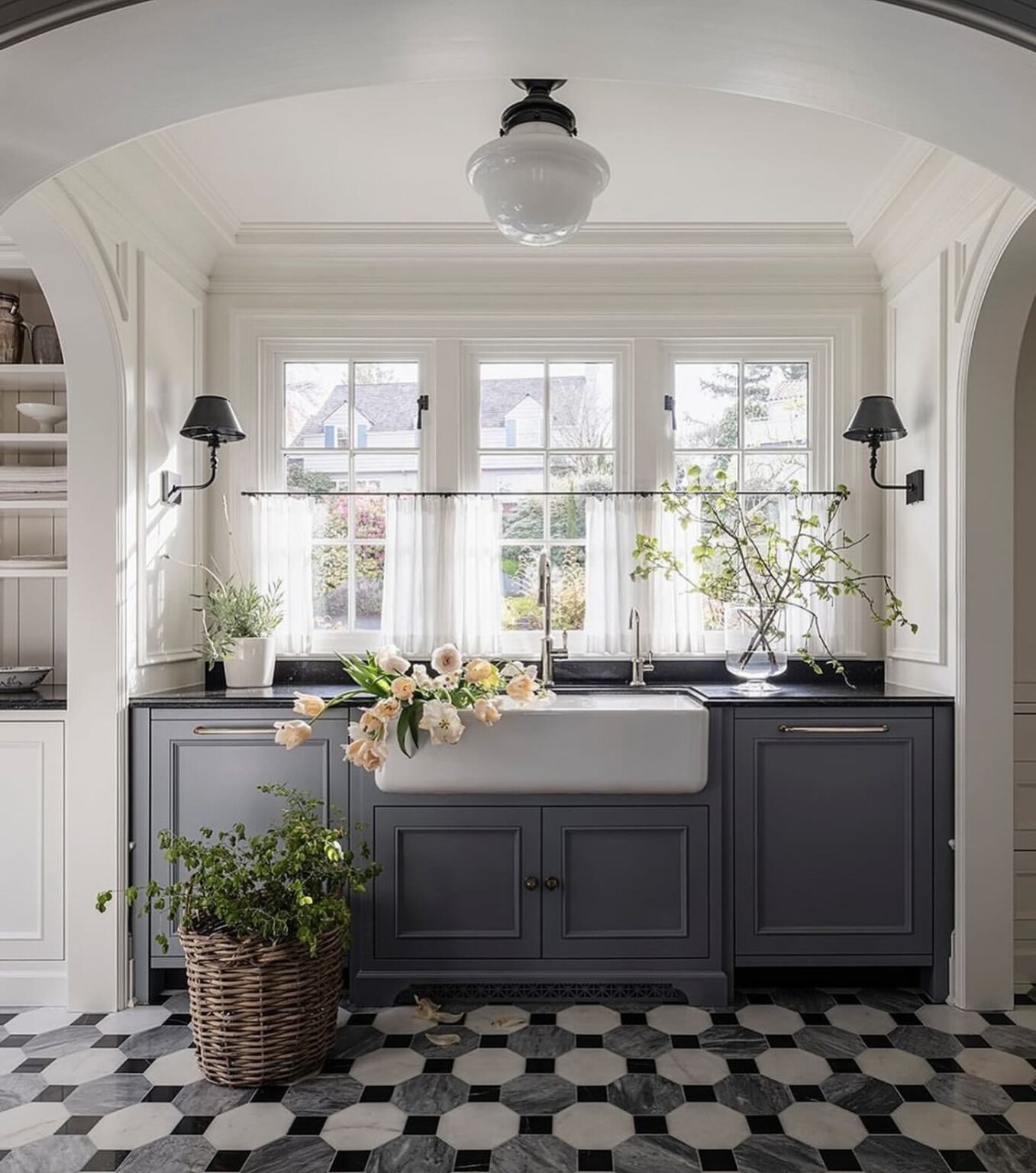 View of 25 Inspiring Butler's Pantry Ideas for Every Style - Addicted To ...