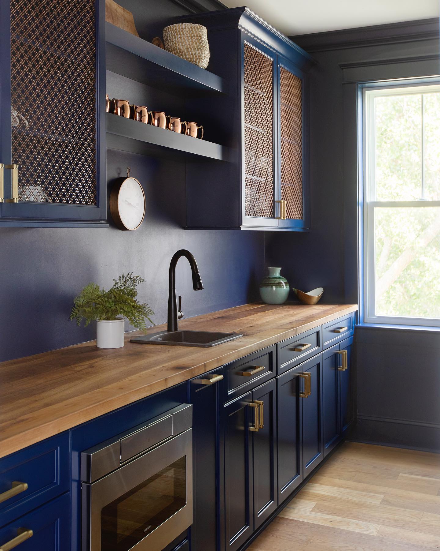 25 Inspiring Butler's Pantry Ideas for Every Style - Addicted To ...