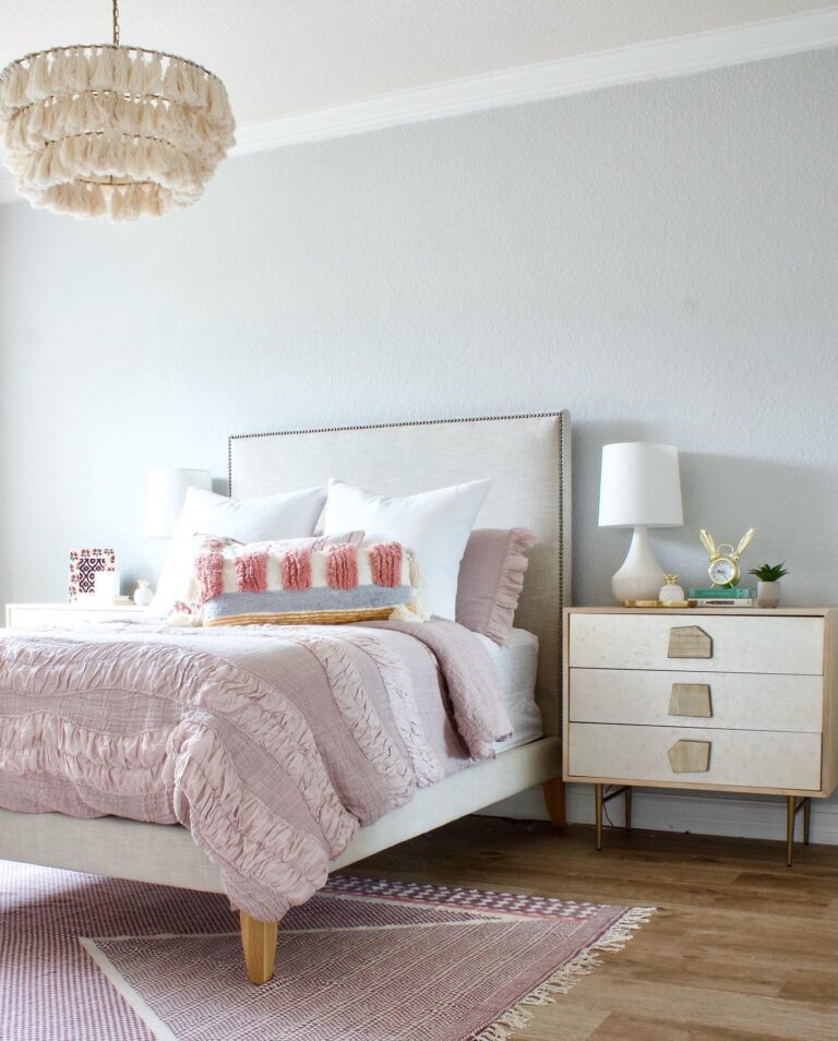 53 Stunning Boho Bedroom Ideas for a Dreamy Sanctuary - Addicted To ...