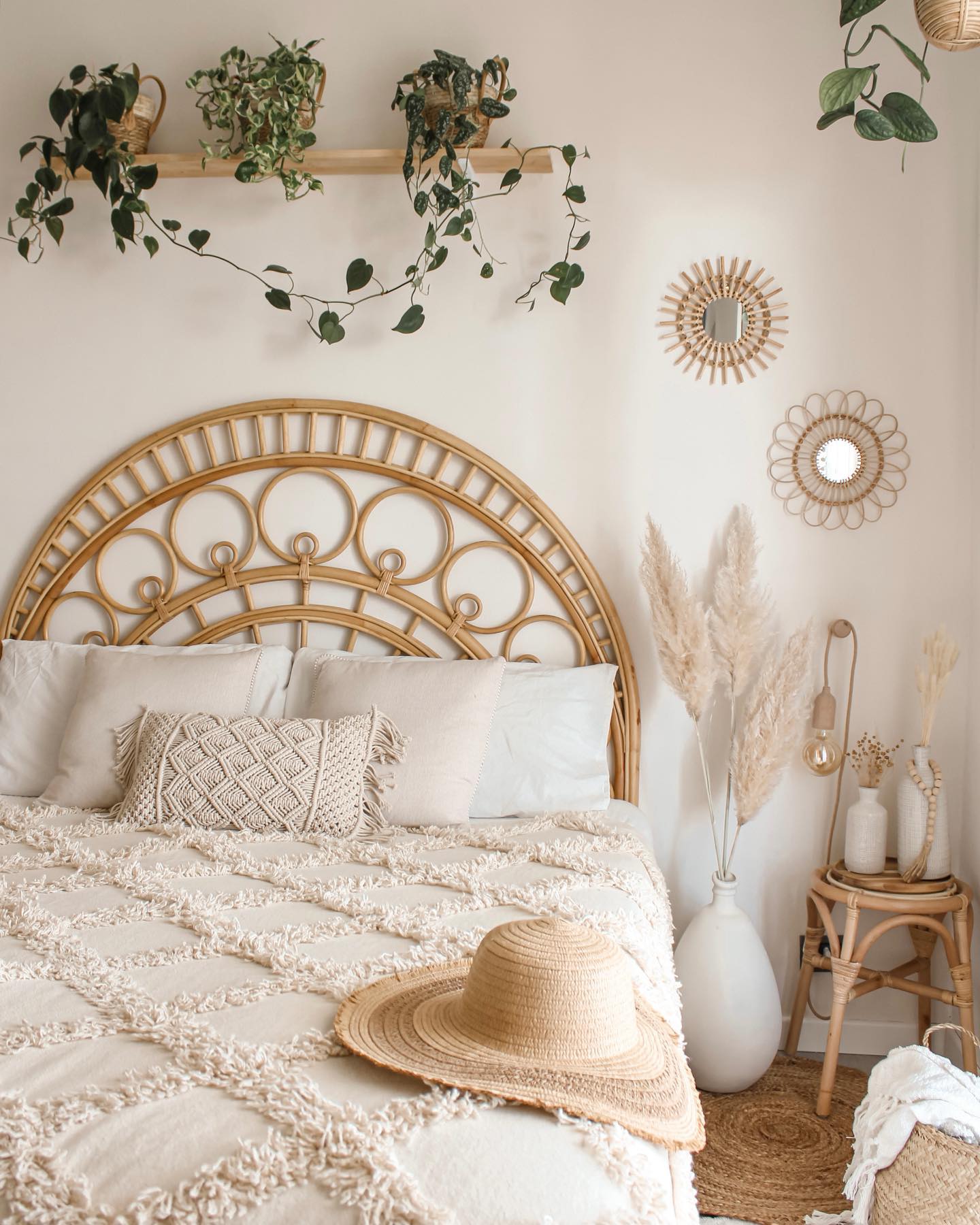 53 Stunning Boho Bedroom Ideas for a Dreamy Sanctuary - Addicted To ...