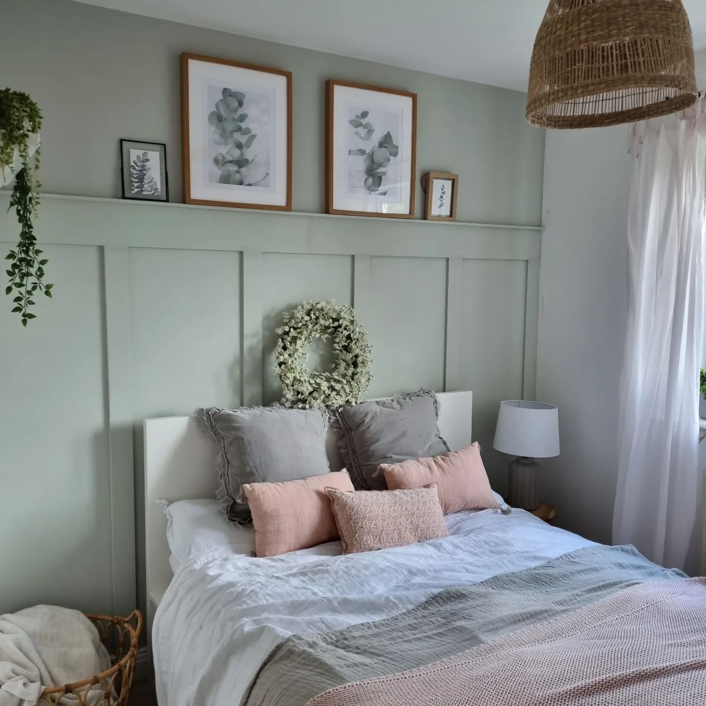 42 Stunning Green Bedroom Ideas for Every Style - Addicted To Organization