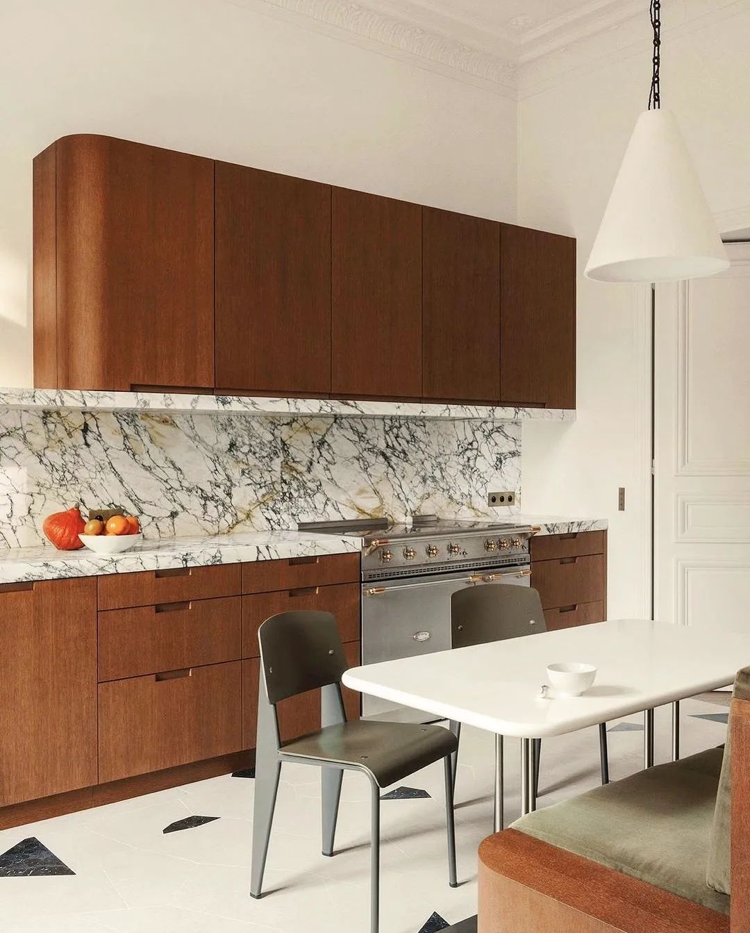 36 Mid Century Modern Kitchen Ideas to Transform Your Space - Addicted ...