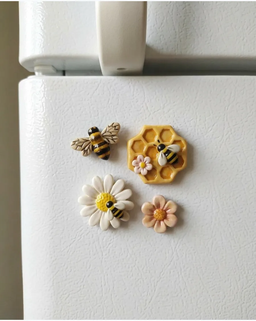 37. Honeybee Clay Magnet