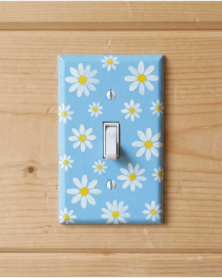 13. Daisy-Covered Switch Plate