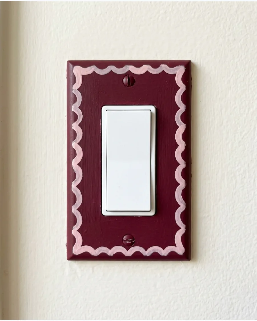 43. Scalloped Border Switch Plate
