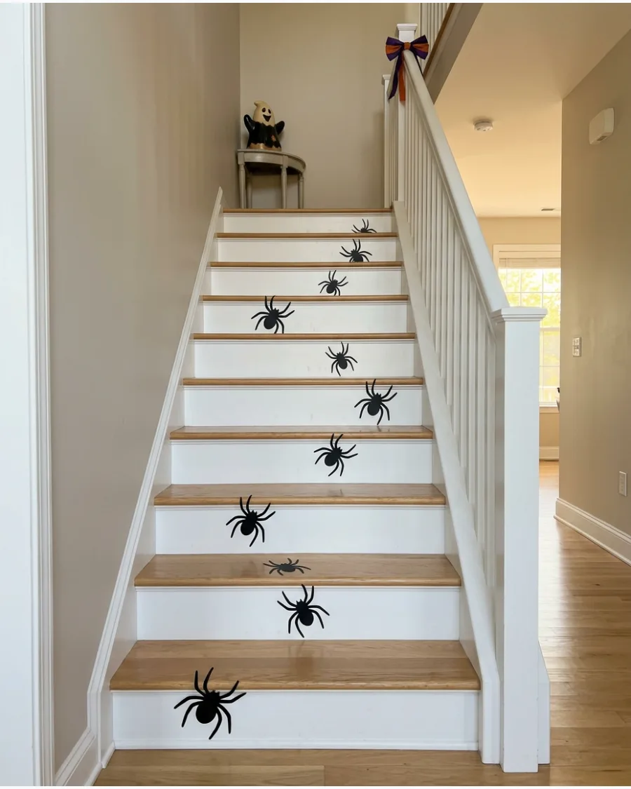 20. Crawling Spider Staircase