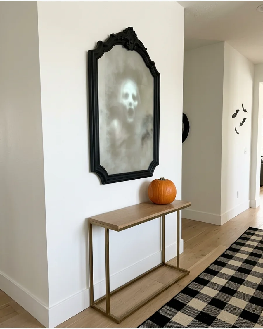 22. DIY Haunted Mirror