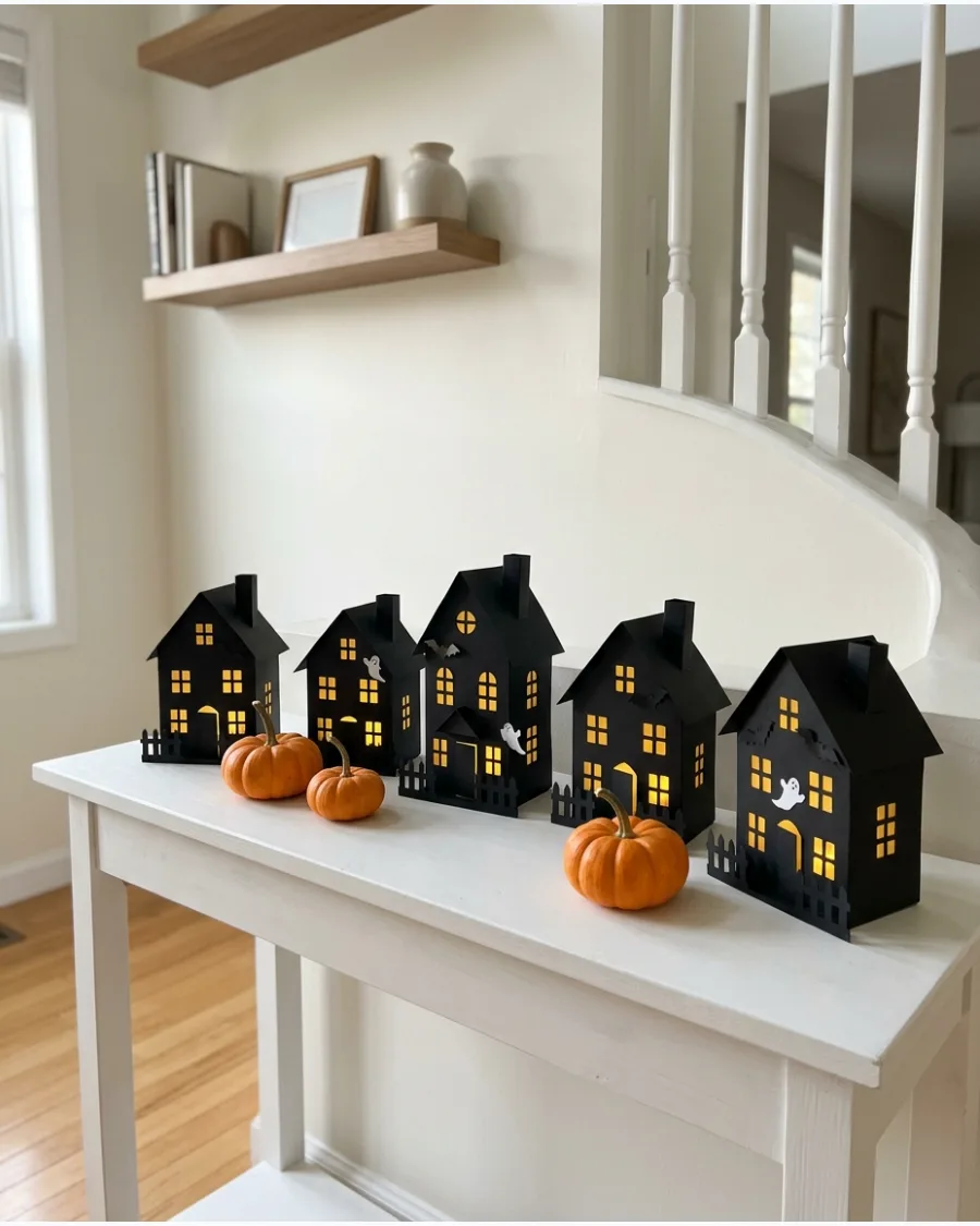 40. Mini Pumpkin Haunted Village