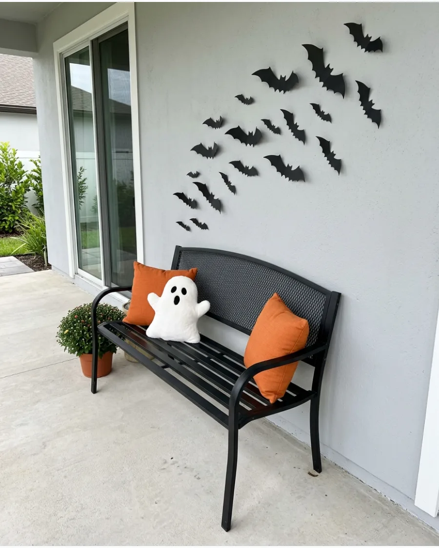 28. Halloween Bench Display