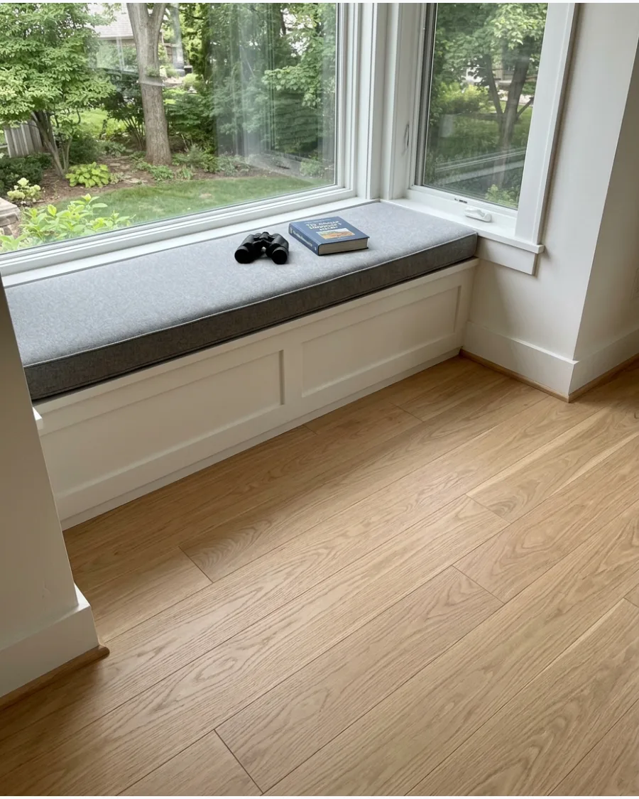 16. Windowsill Nature Observation Corner