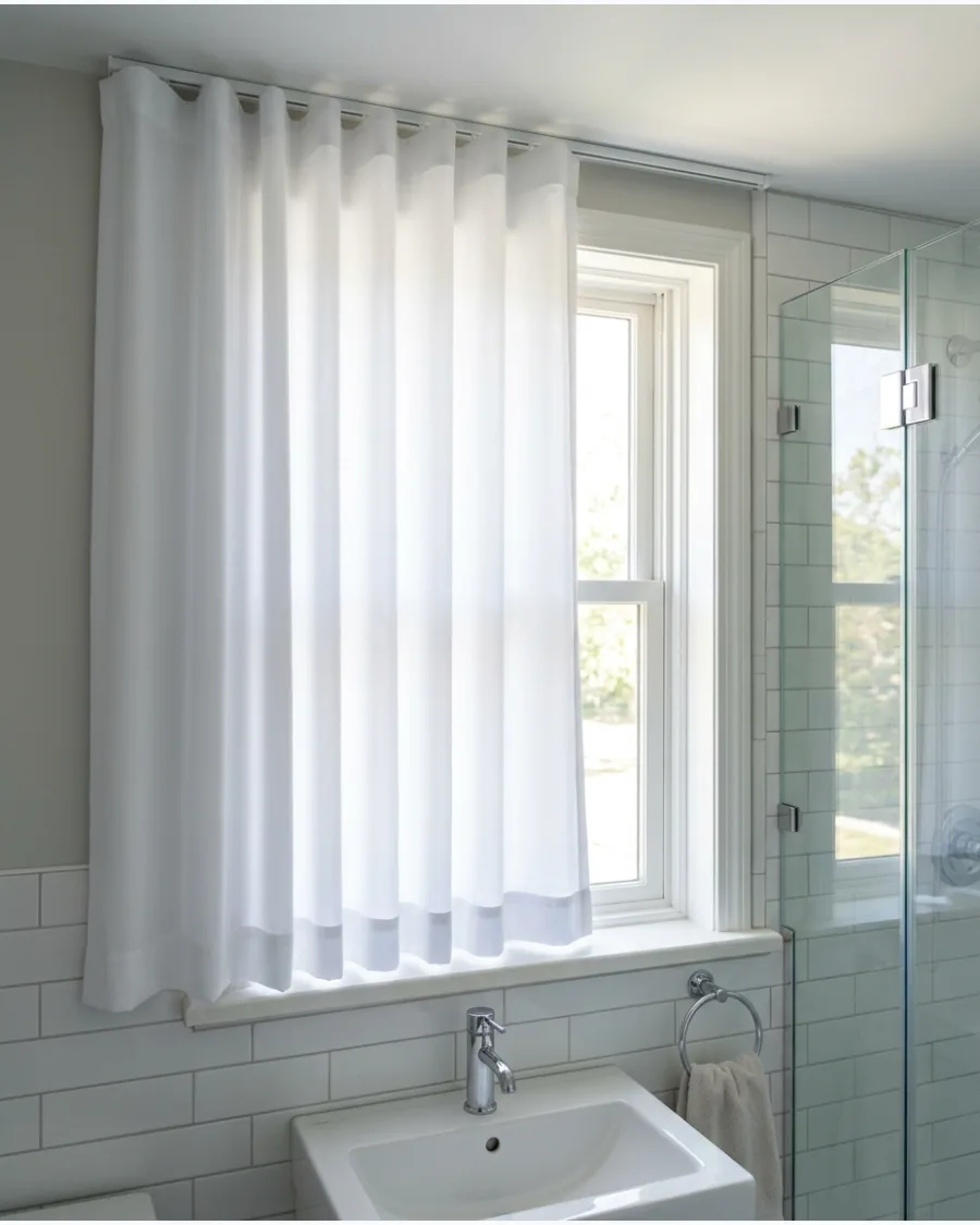 20. Minimal Ripple-Fold Curtains
