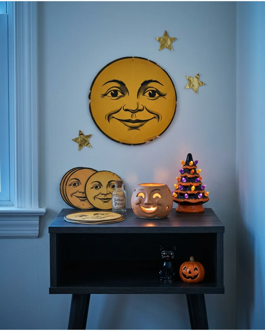 10. Retro Moon-Face Decorations