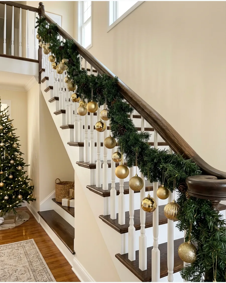 24. Gold Ornament Christmas Bannister