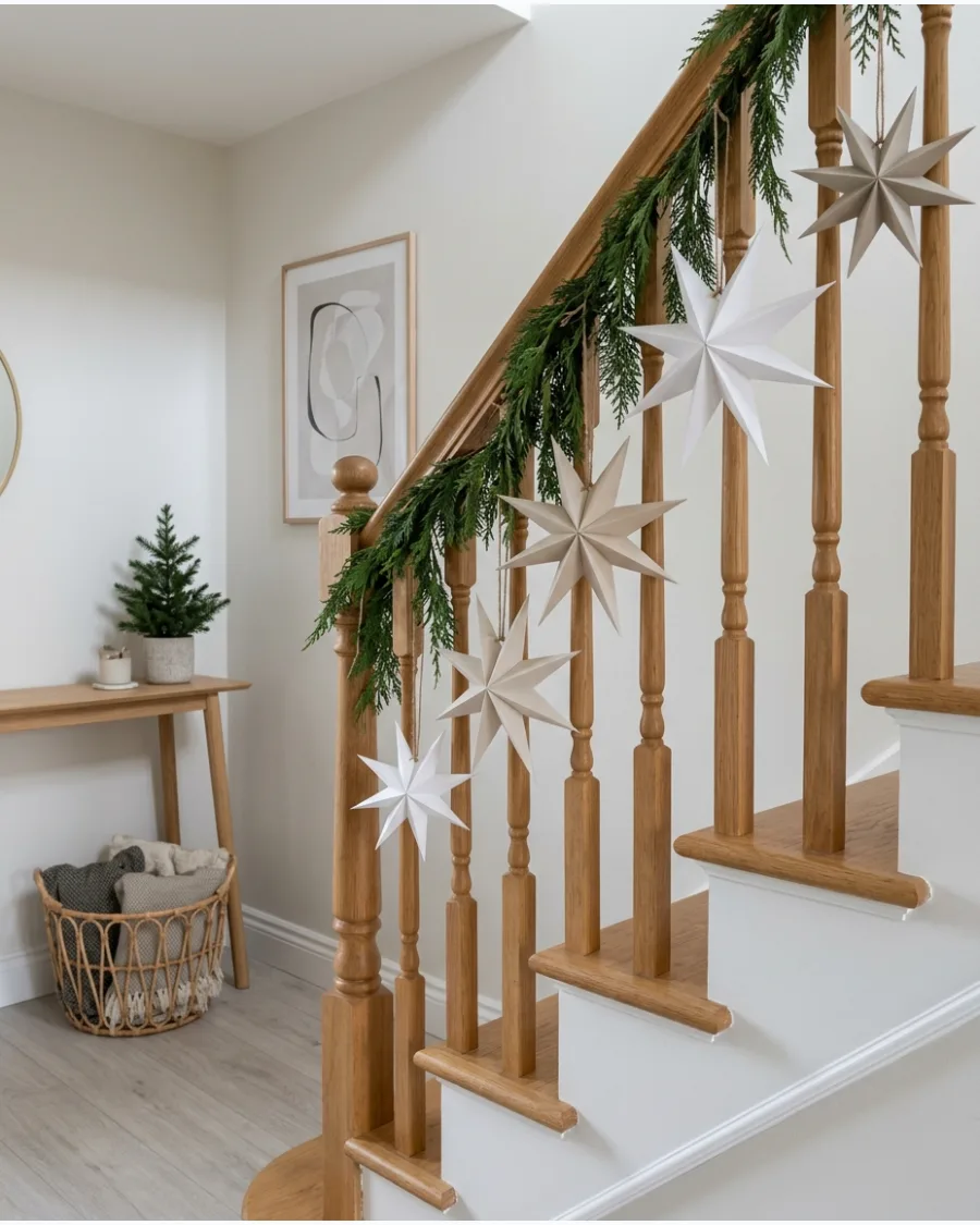 52. Paper Star Christmas Bannister