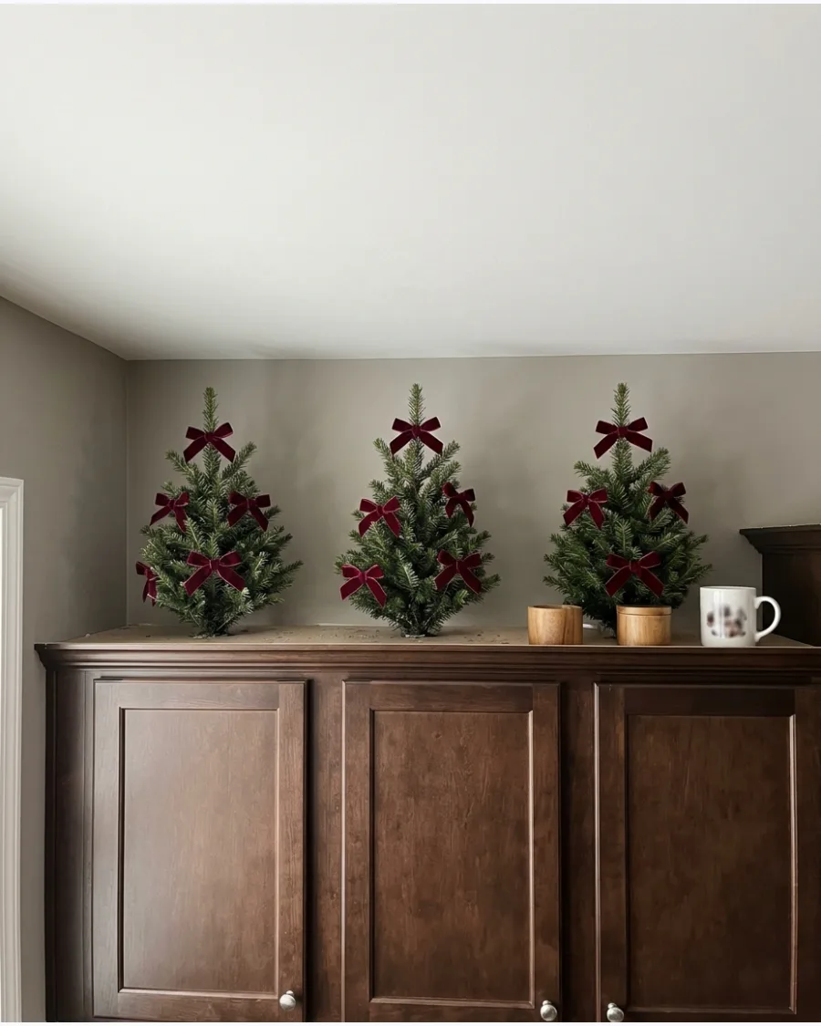 16. Burgundy Bow Mini Trees