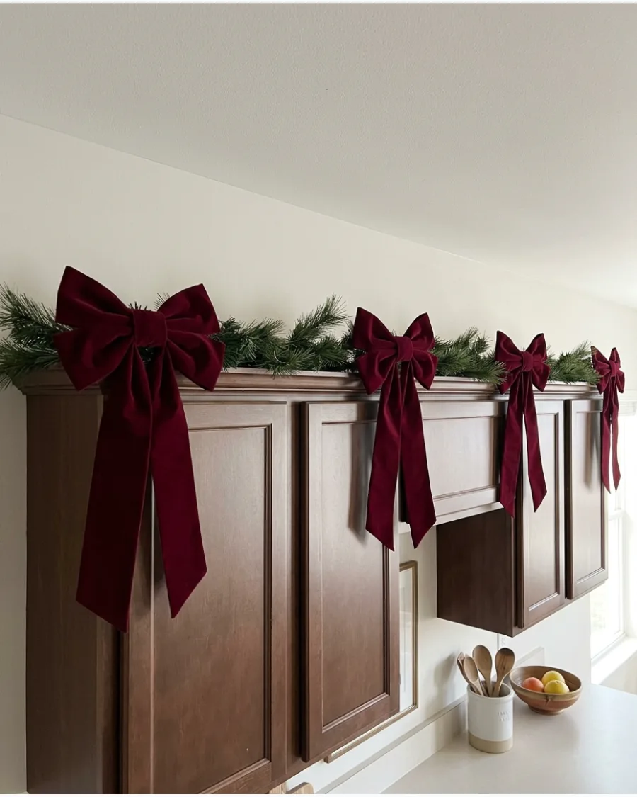 33. Burgundy Velvet Bow Display