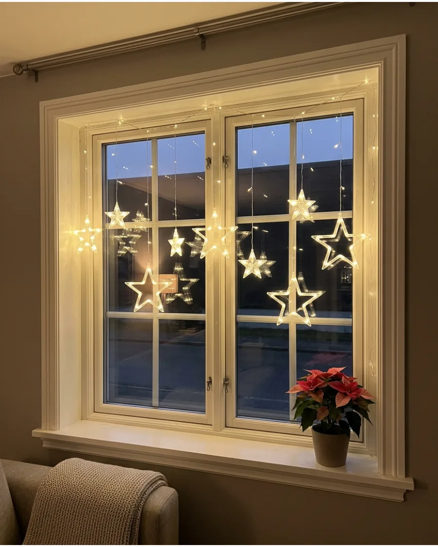18. Star-Shaped Christmas Window Lights
