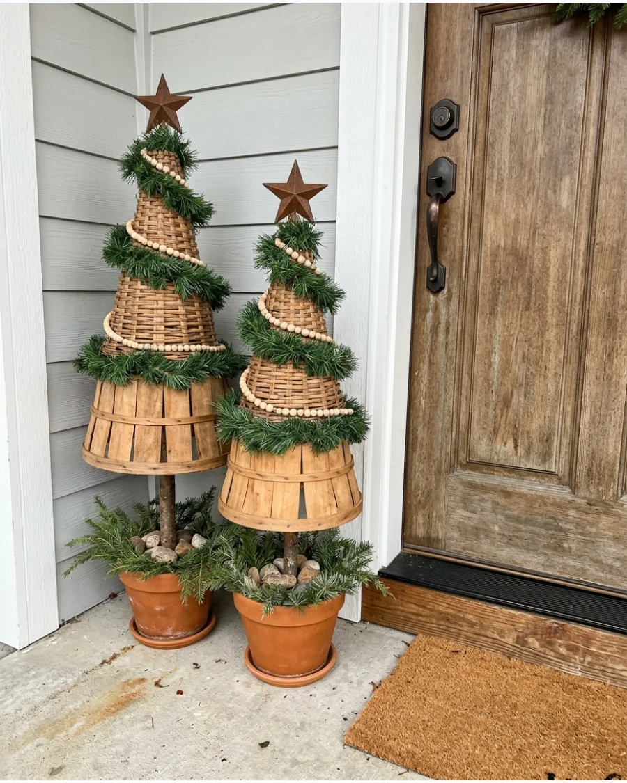 24. DIY Rustic Basket Christmas Trees