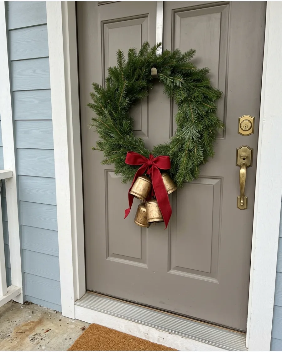 9. DIY Vintage Bell Christmas Wreath