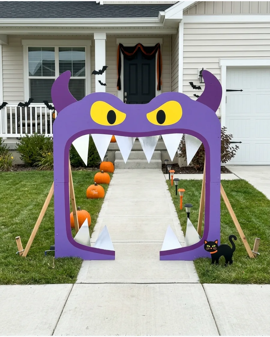 46. Monster Mouth Walkway Entrance