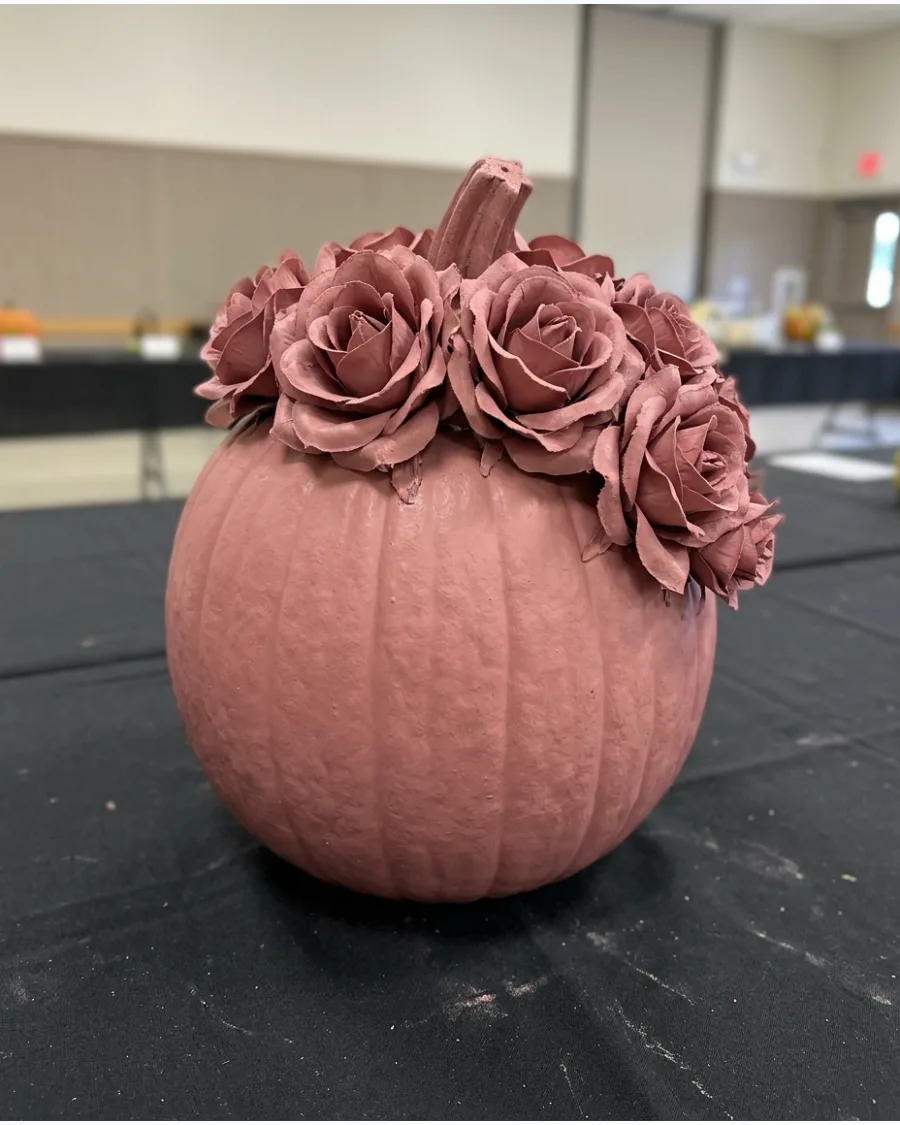 88. Monochrome Floral Pumpkin