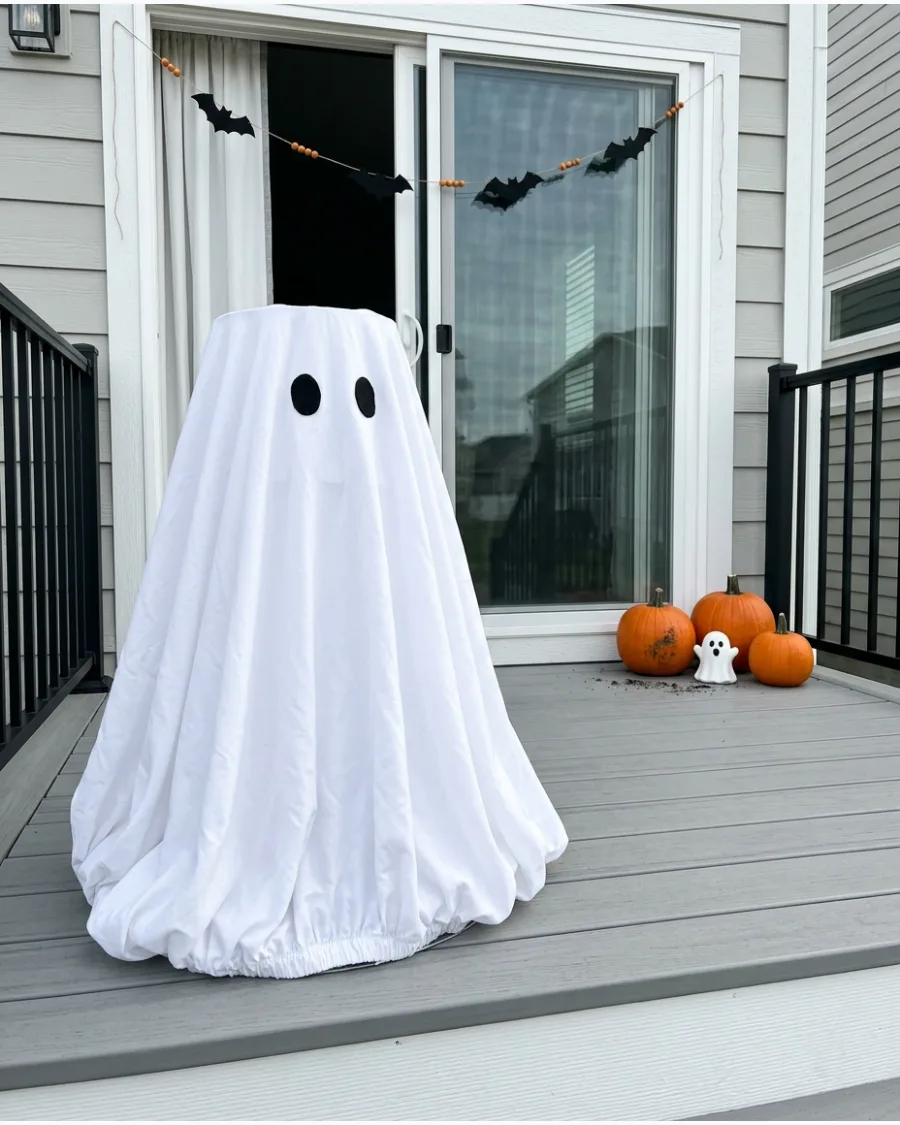 4. Fitted-Sheet Tomato Cage Ghost