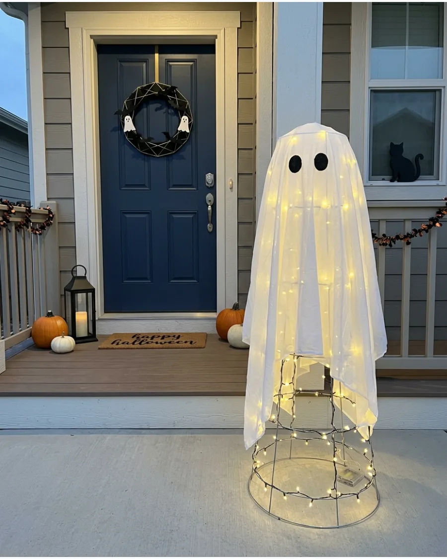 9. Warm White Light-Up Ghost