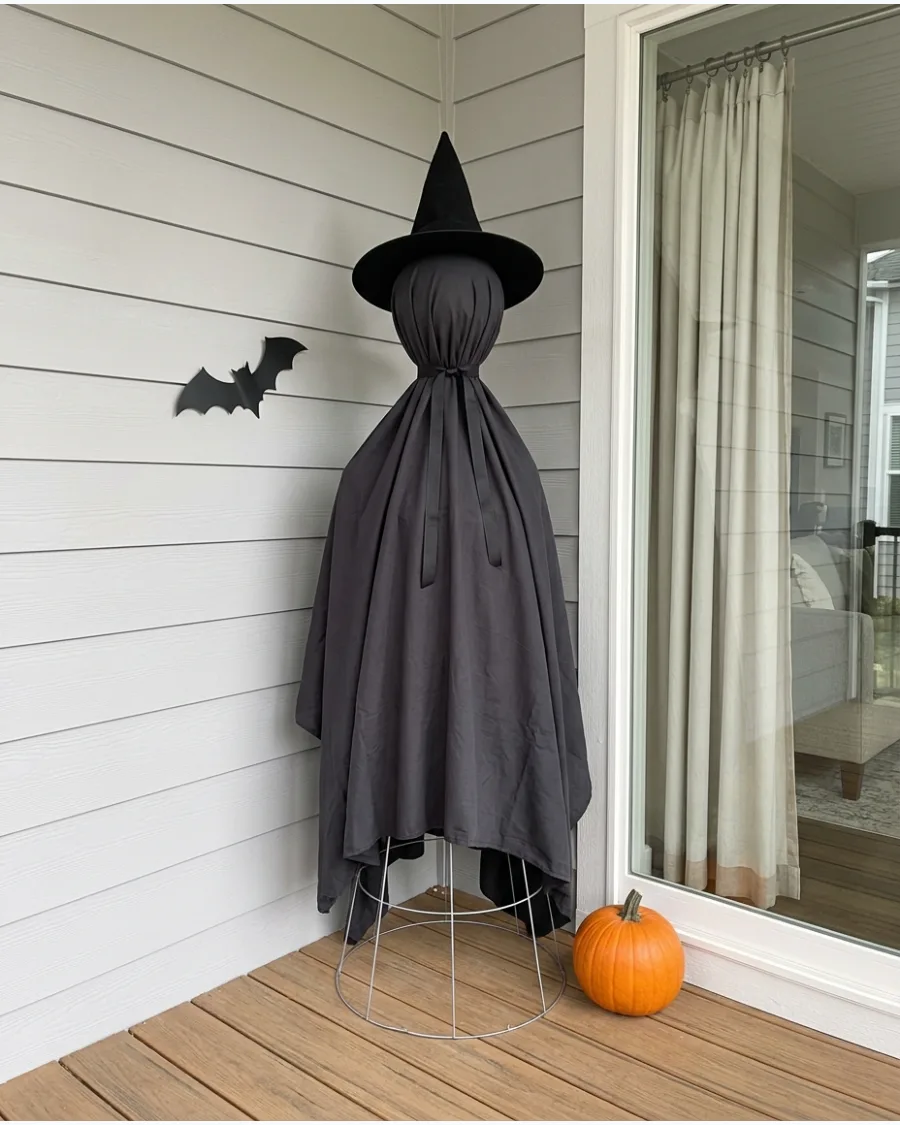 2. No-Sew Tomato Cage Witch