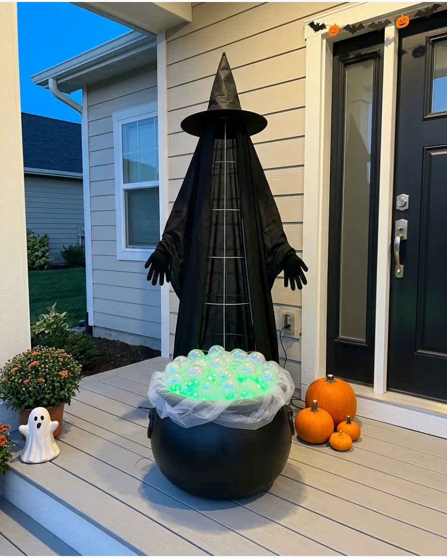 47. Bubbling Cauldron Witch