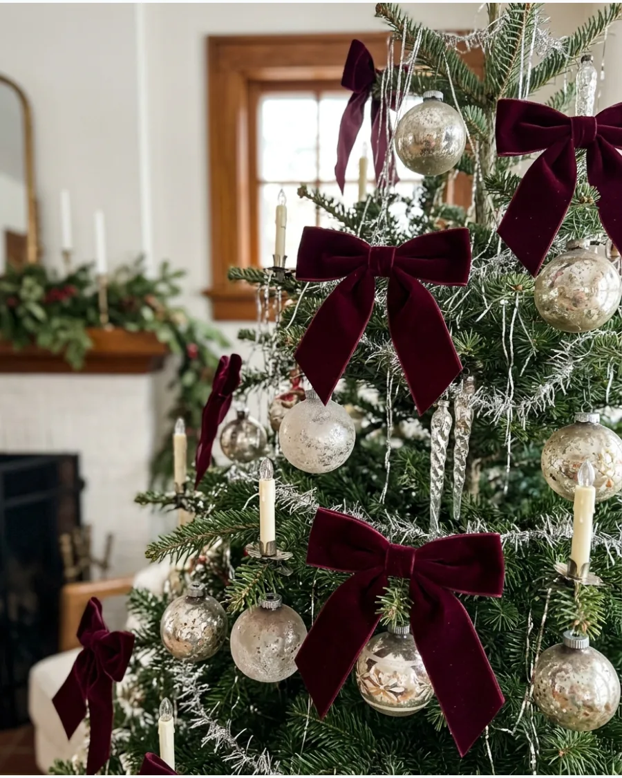 32. Burgundy Velvet Bow Decorations