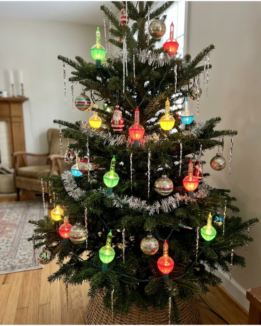 36. Bubble Light Christmas Tree Decorations