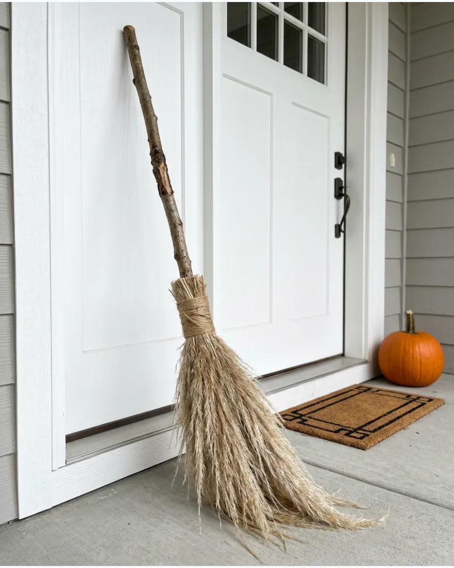 9. Dried Grass Witch Broom