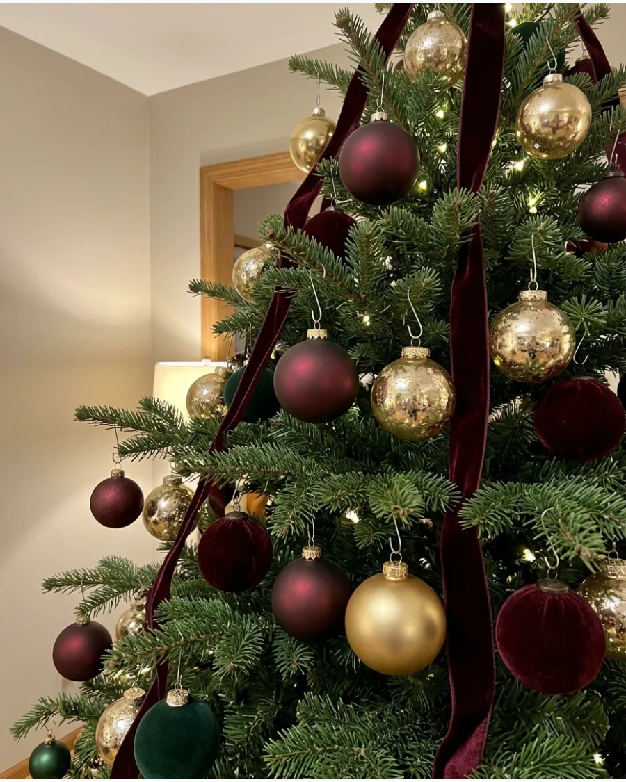 1. Burgundy and Gold Christmas Tree