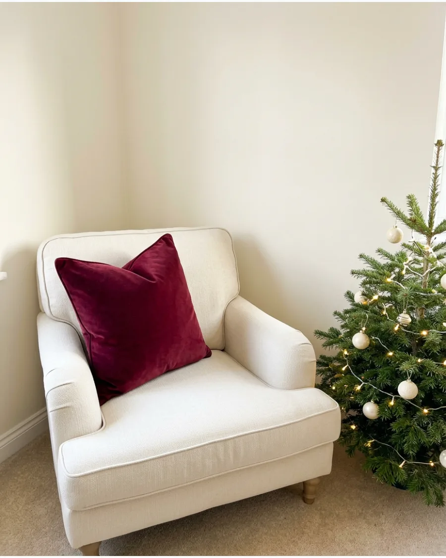 58. Neutral and Burgundy Christmas Decor