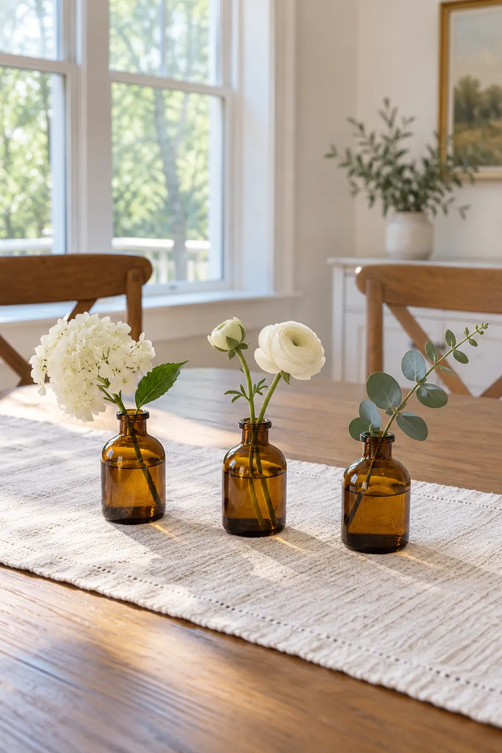 Use Amber Bottle Bud Vases simple New Year's table decor idea